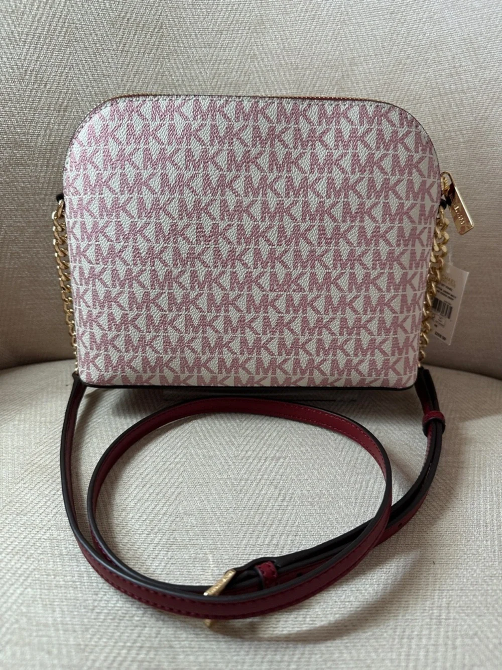 Michael Kors Wine and Pink Crossbody with Gold Chain Detail - Picture 7 of 10